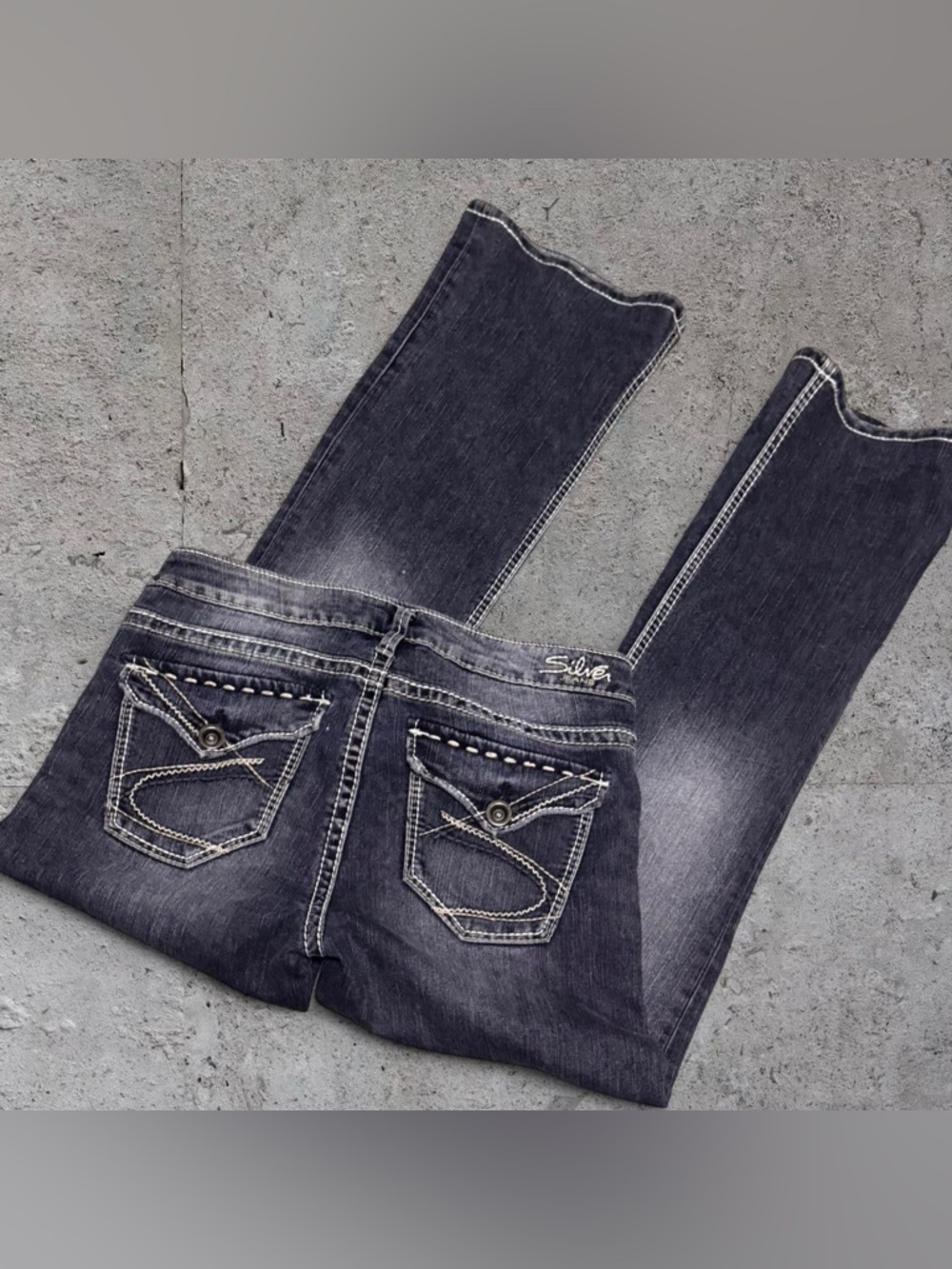 ❌SOLD❌ Silver Vintage Y2K low Rise Jeans *SHORT LENGTH* - Picture 3 of 7